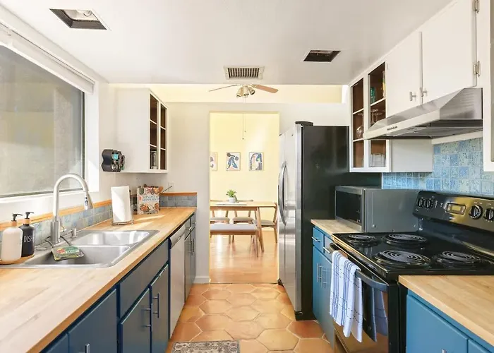 Сasa de vacaciones Midtown Retreat-pet Friendly Tucson