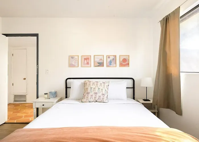Сasa de vacaciones Midtown Retreat-pet Friendly