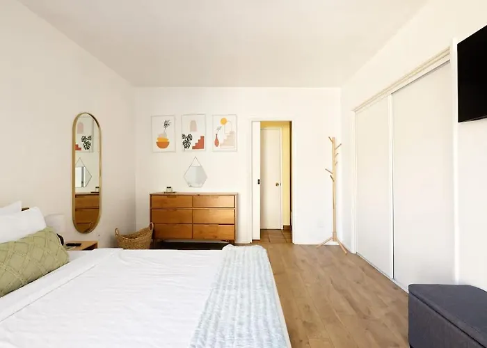 Midtown Retreat-pet Friendly Сasa de vacaciones *